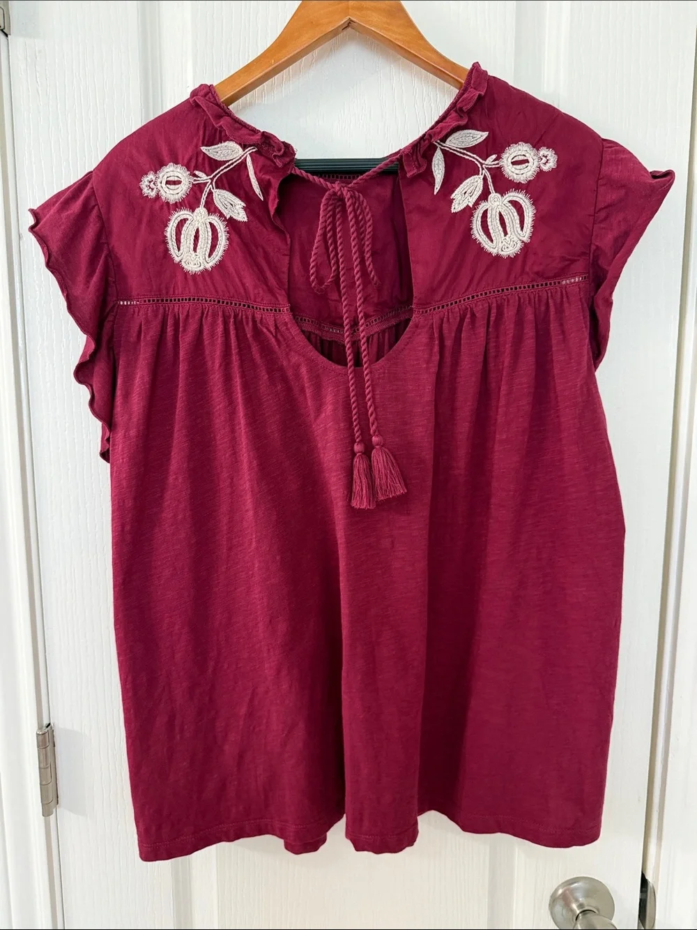 Embroidered Floral Top - Picture 4 of 5